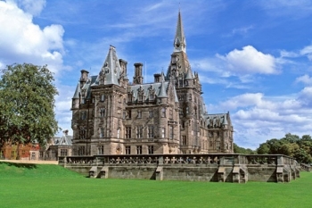 Tabara limba Engleza - Fettes College, Edinburgh (cu insotitor).jpg